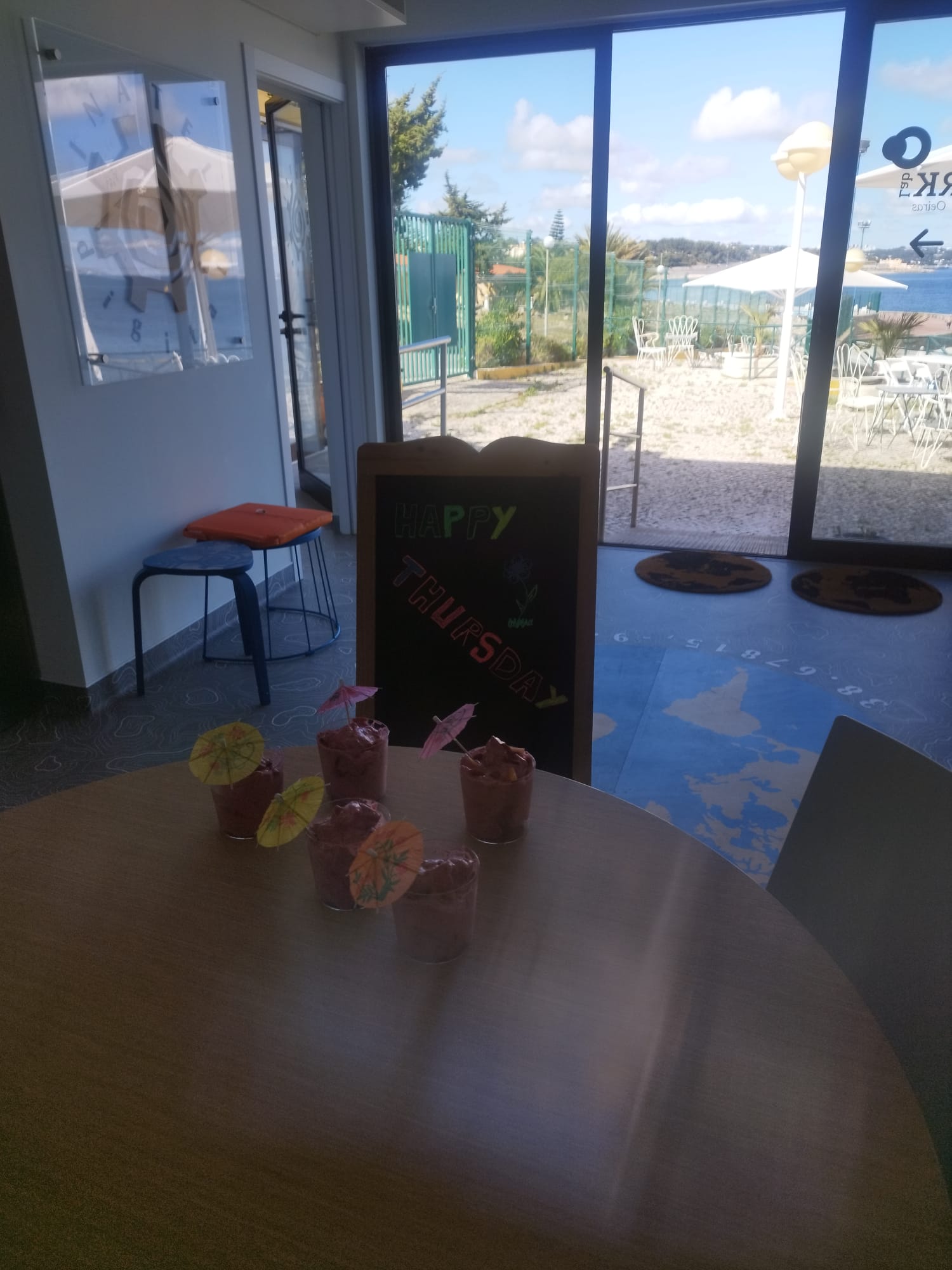 Happy Thursday no Cowork Lab